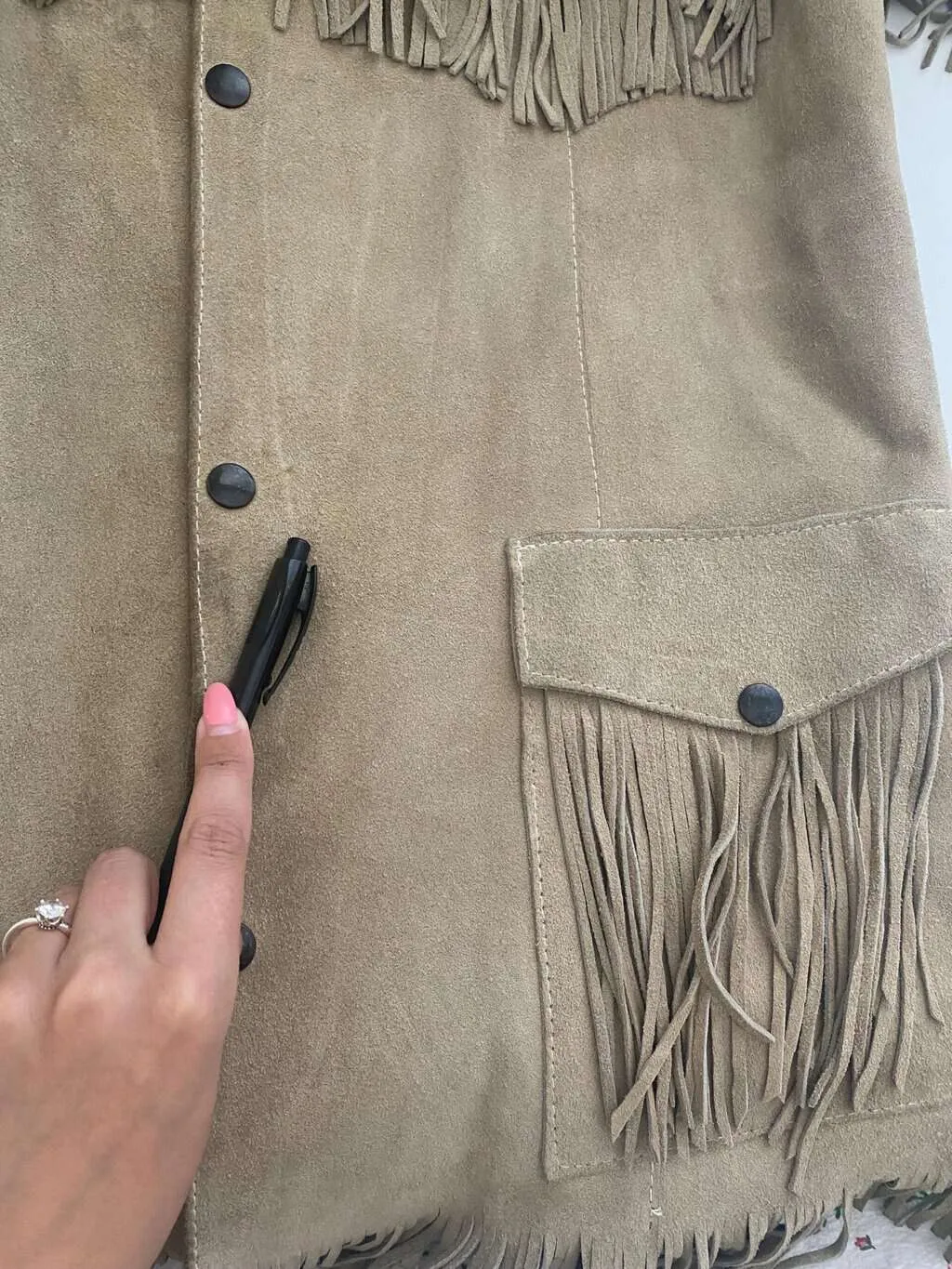 70s vintage suede fringed jacket with snap button closure – Medium