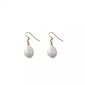 A Von Treskow Baroque Pearl Earring Yellow 14 Kt