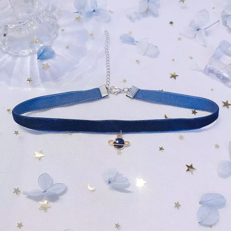 CUTE PLANET VELVET CHOKER