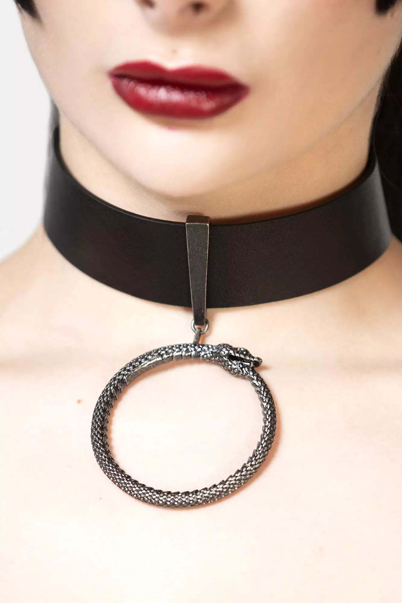 Desolate Snake Choker