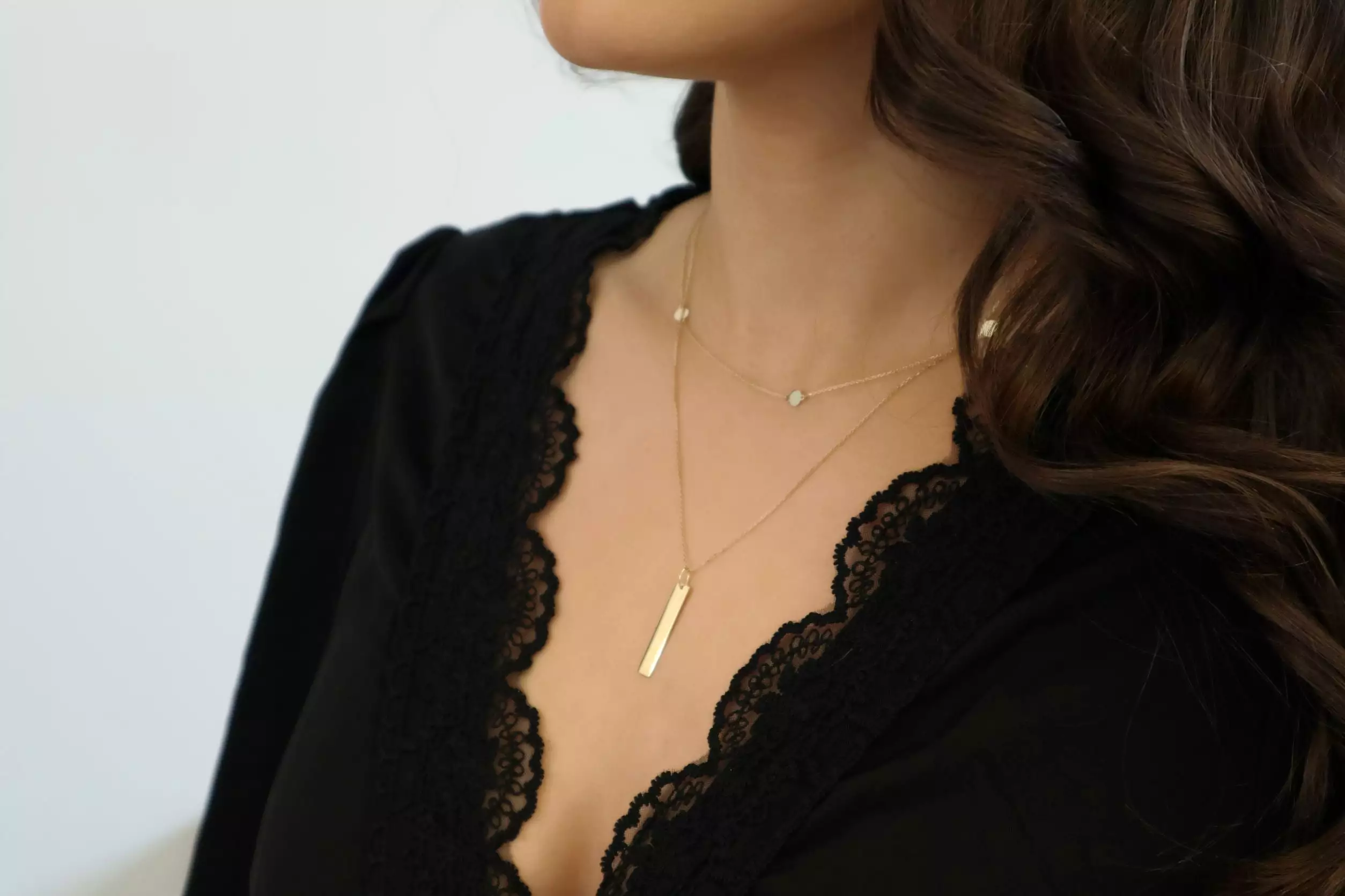 Engravable Bar- 10k Gold Vertical Bar Necklace