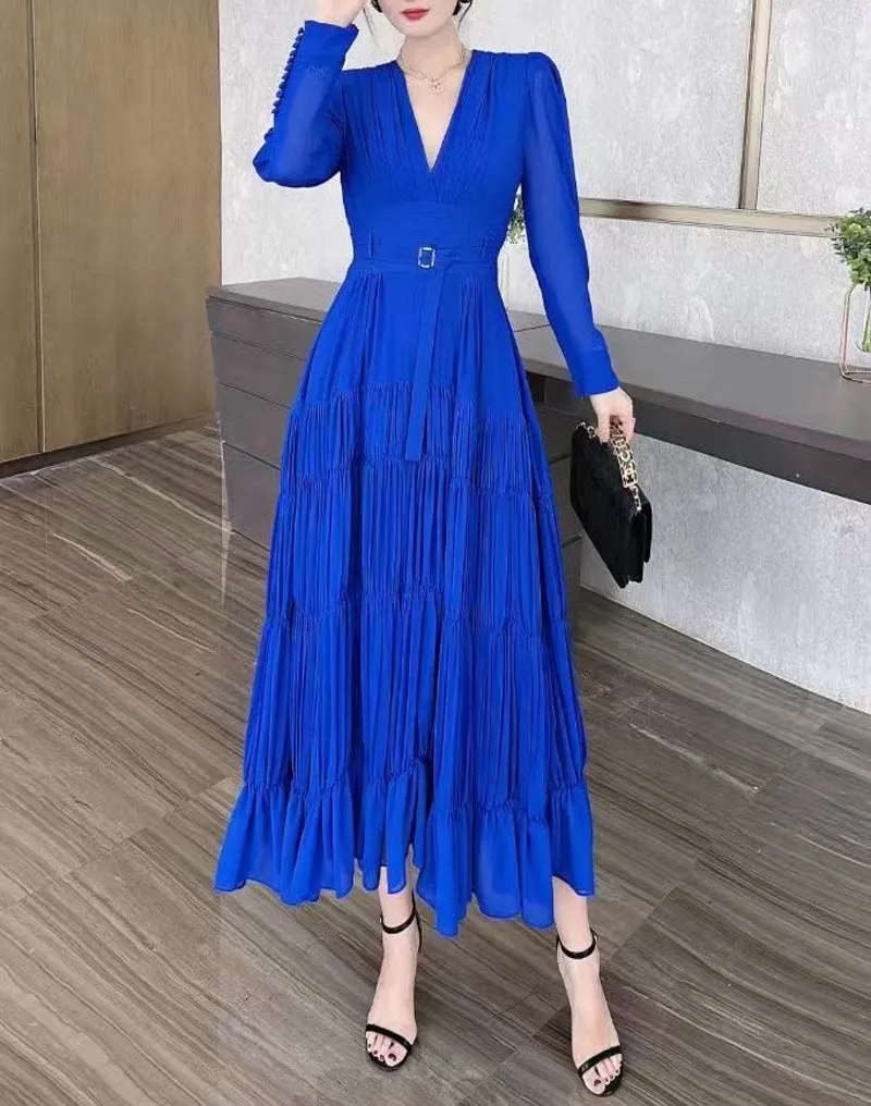 Fashion dress Women Long sleeve with pleated Elegant