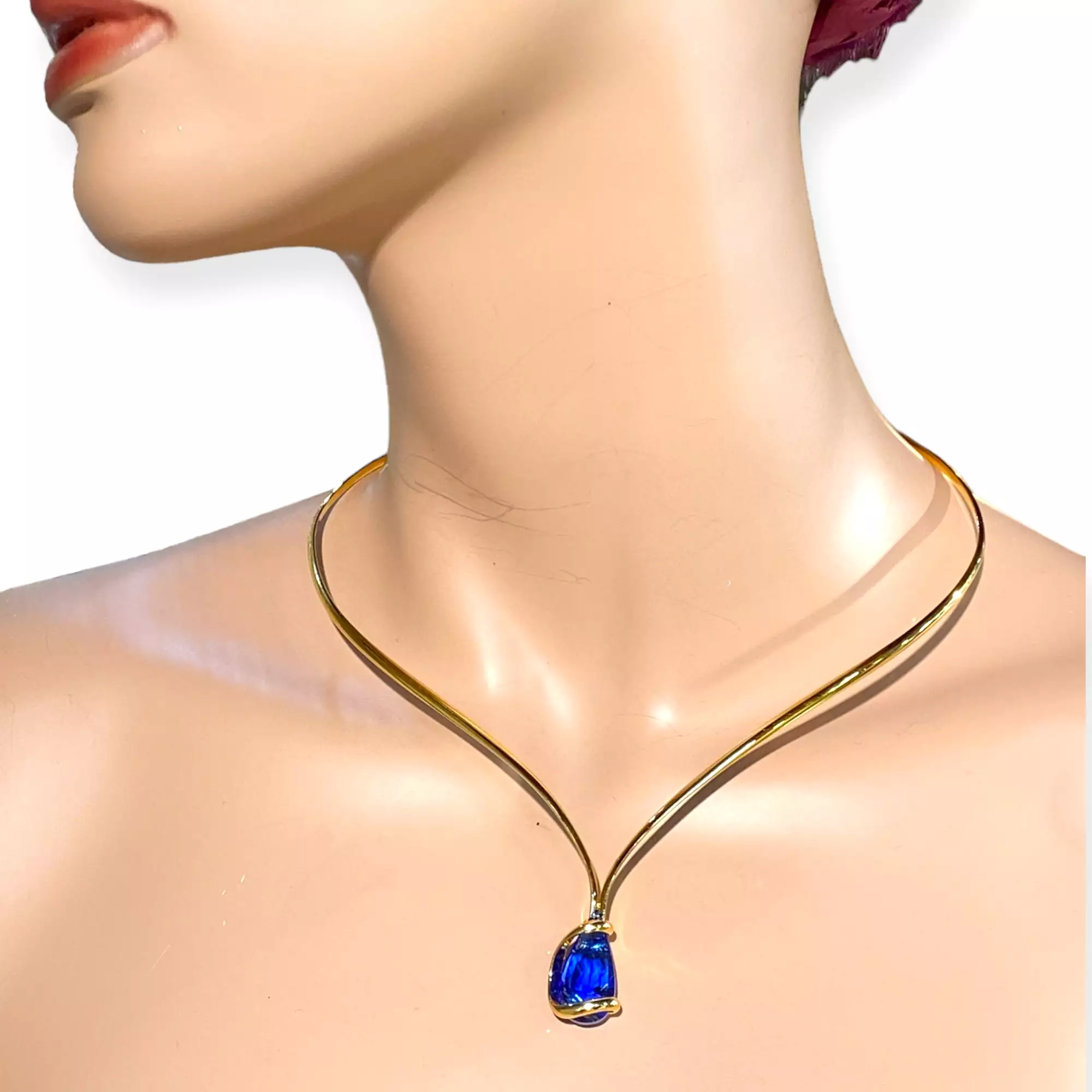 SAPPHIRE DROP CRYSTAL NECKLACE