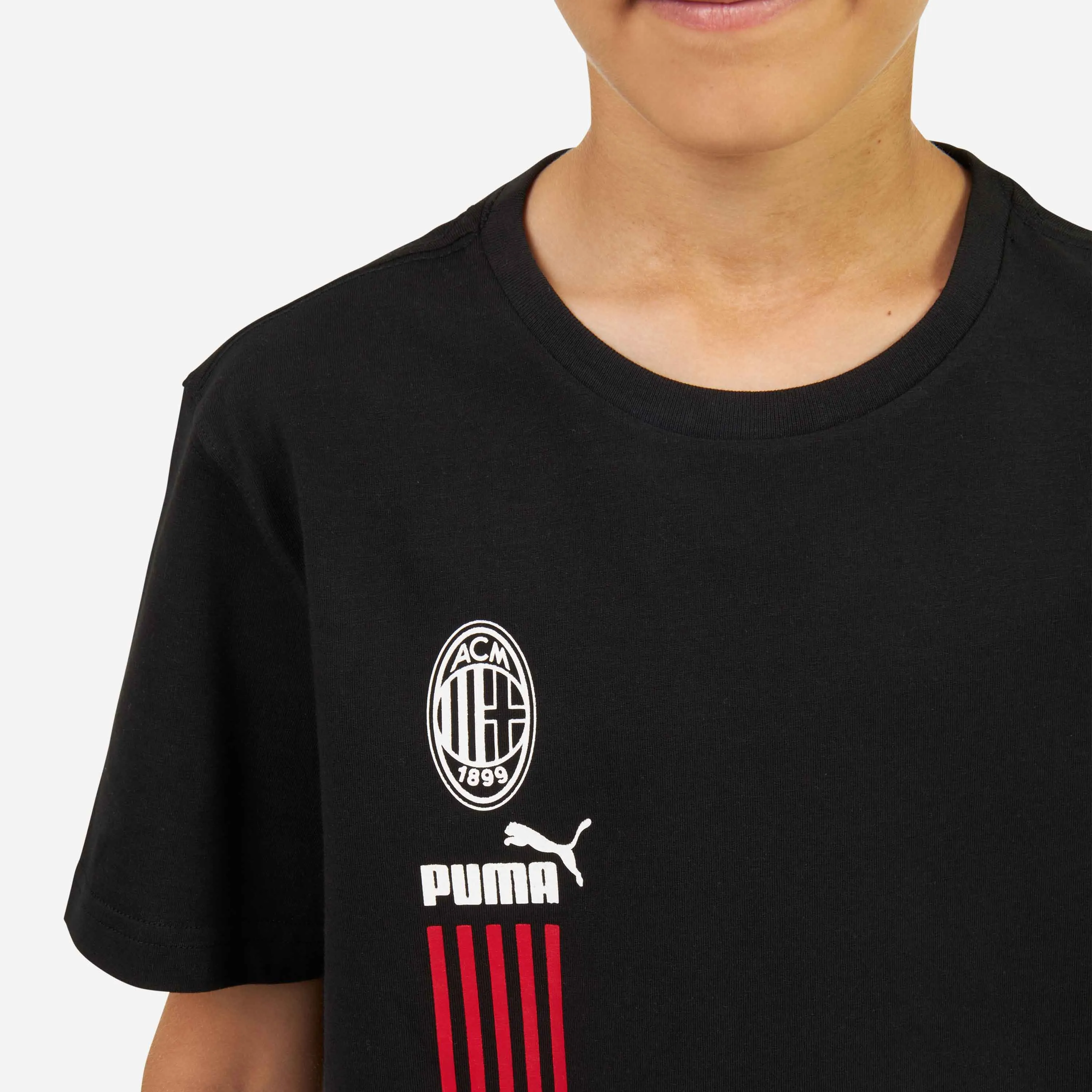 T-SHIRT MILAN BAMBINO CON STAMPE E PATCH