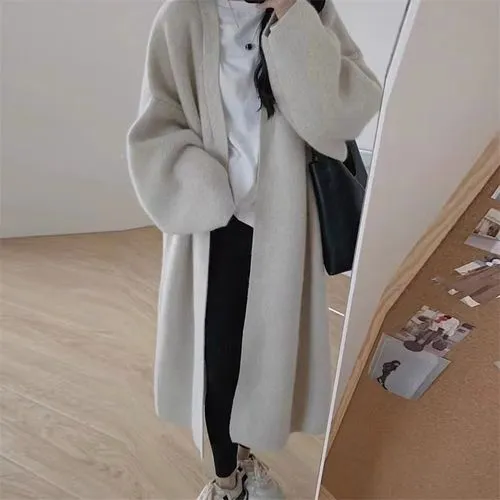 Women's Elegant Streetwear Solid Color Placket Cardigan Sweater Coat